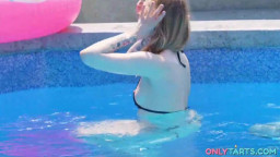 Funky Town - Deep Dive Into Stepsisters Ass 27 10 22025